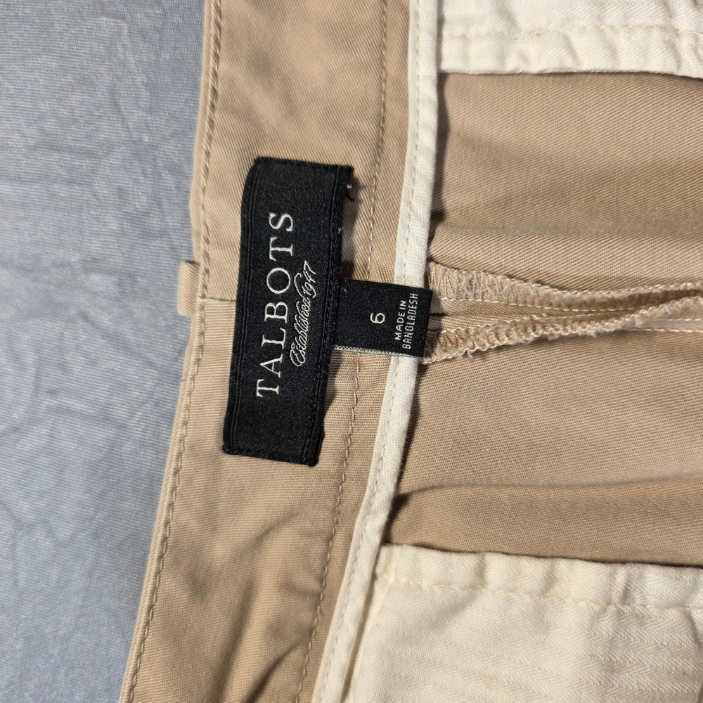 Talbots Womens Khaki Chino‎ Shorts Size 6 Tan Cotton Stretch Mid Rise - Picture 2 of 11